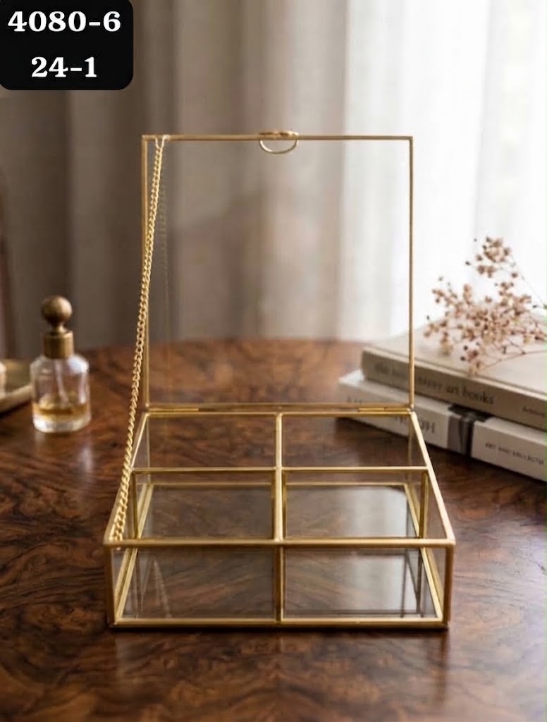 Boîte à Bijoux / Organizeur en Verre et Métal Doré 4 Compartiments