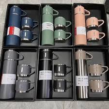 Coffret Bouteille Isotherme Thermos en Acier Inoxydable avec 3 Tasses